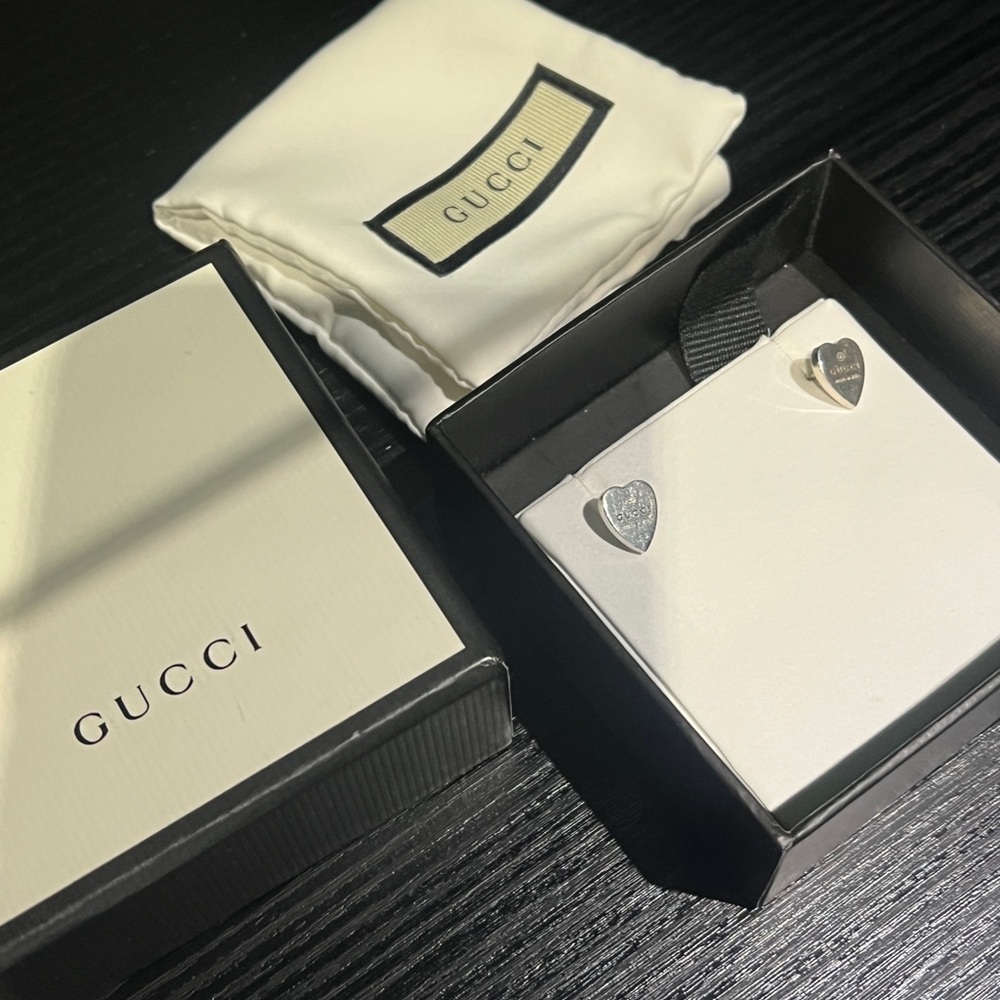 Authentic Gucci Silver Heart Stud Earrings